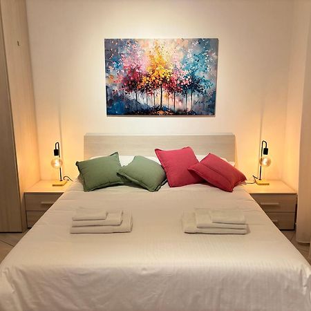 Roma Elena Hotel Bagian luar foto
