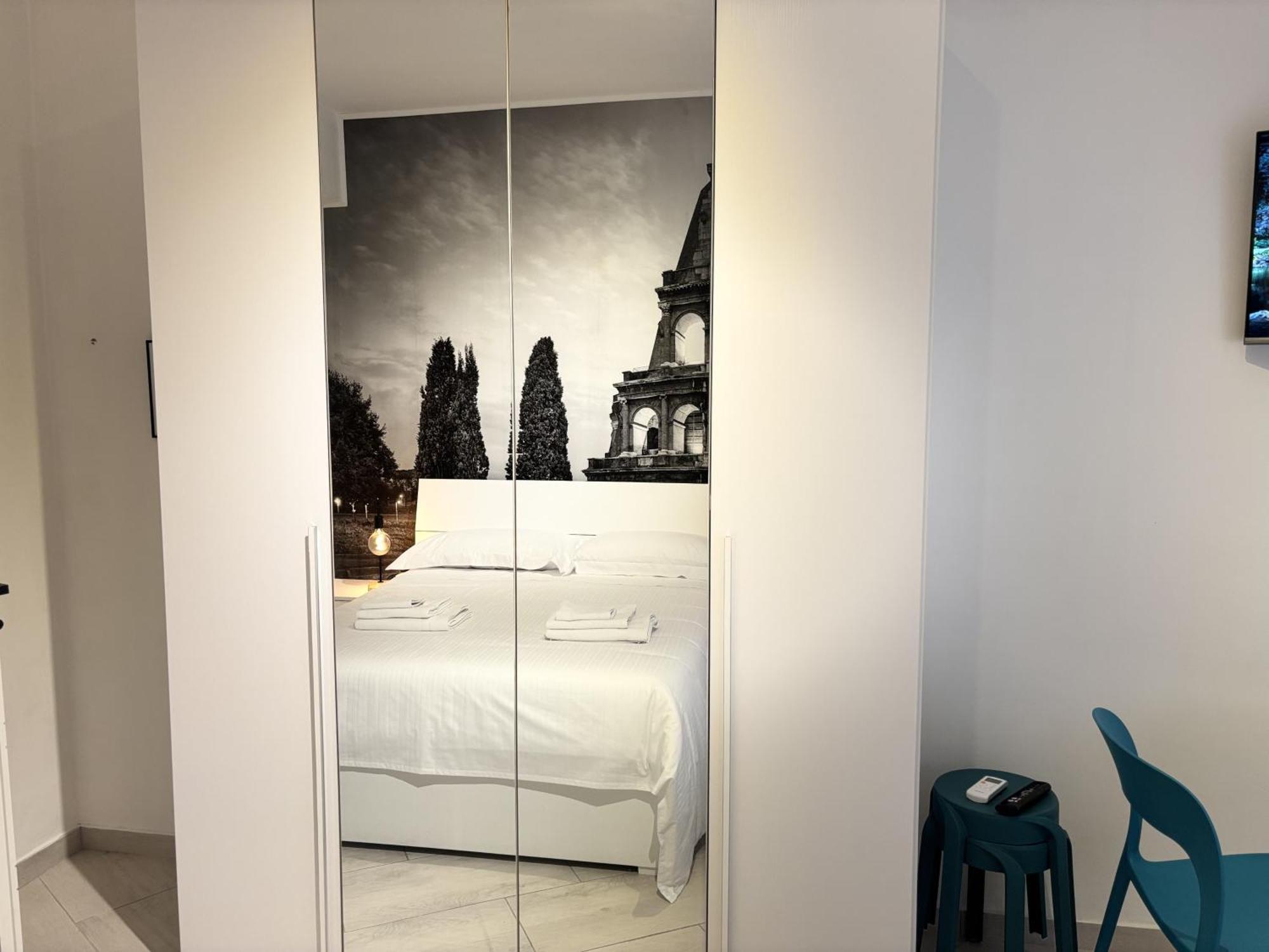 Roma Elena Hotel Bagian luar foto
